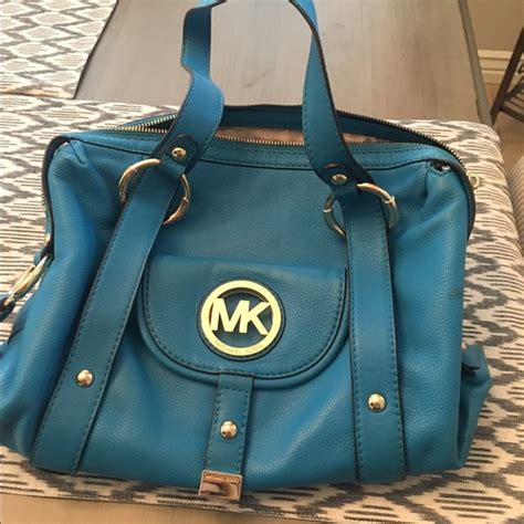 michael kors aqua handbag